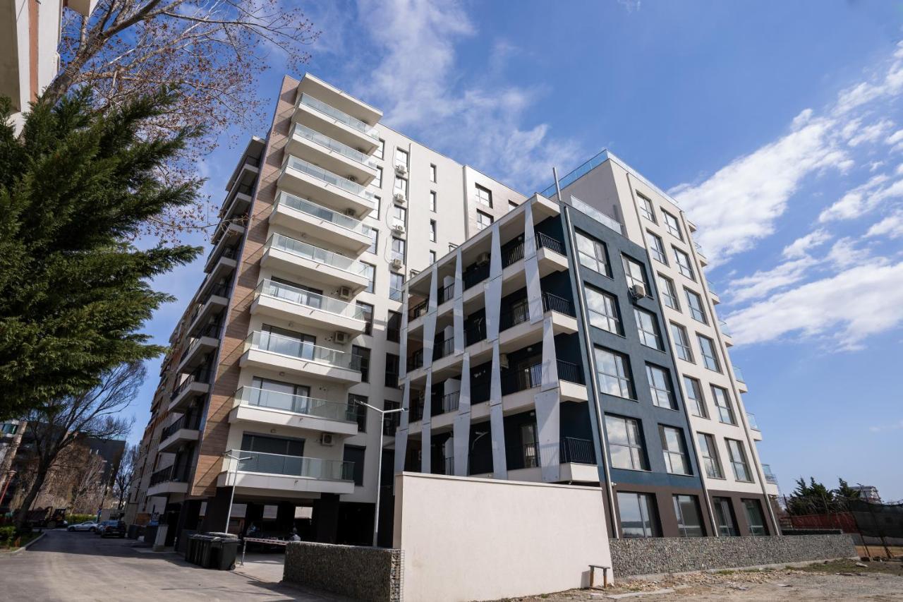 Velier Holiday Apartments Mamaia Esterno foto