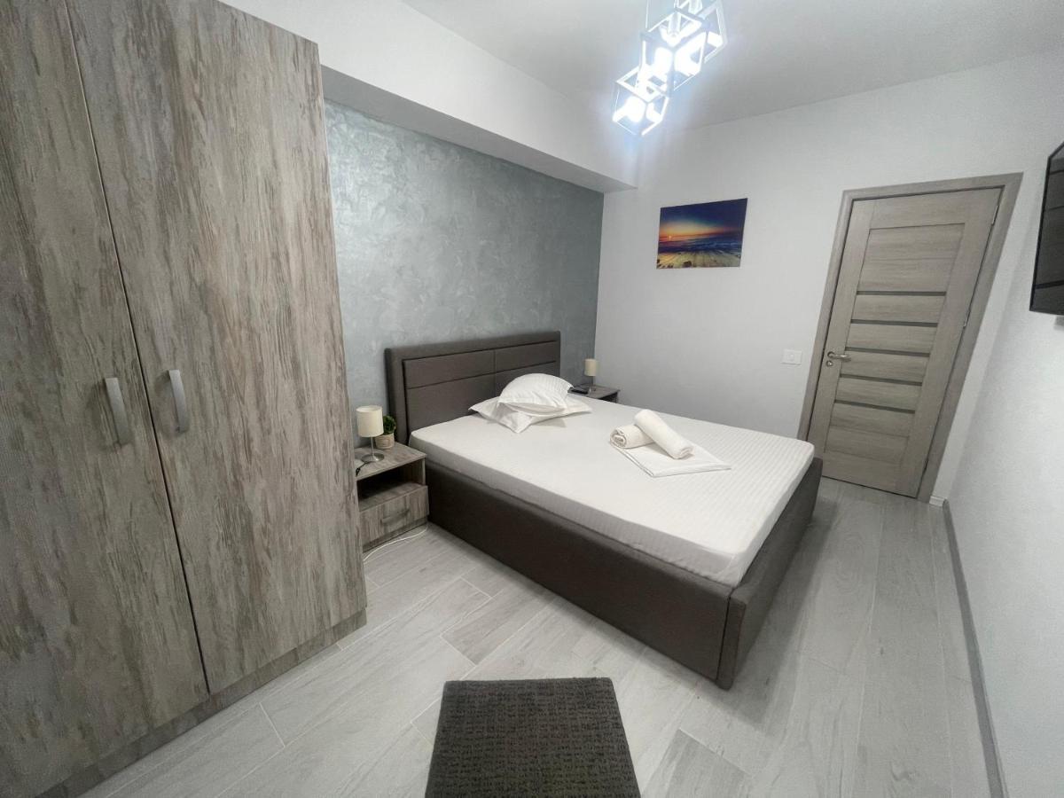 Velier Holiday Apartments Mamaia Esterno foto